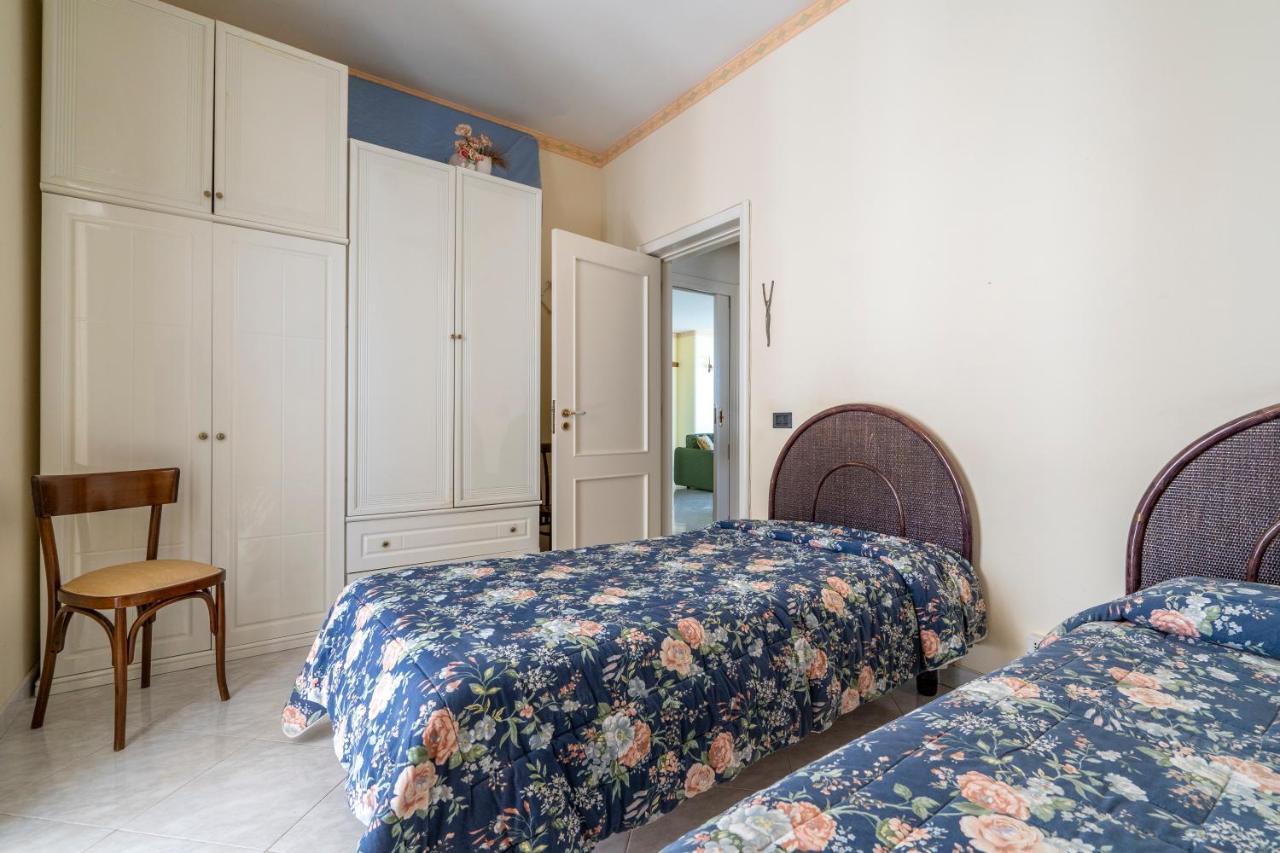 Grazia Attic Apartment With Terrace Трани Екстериор снимка