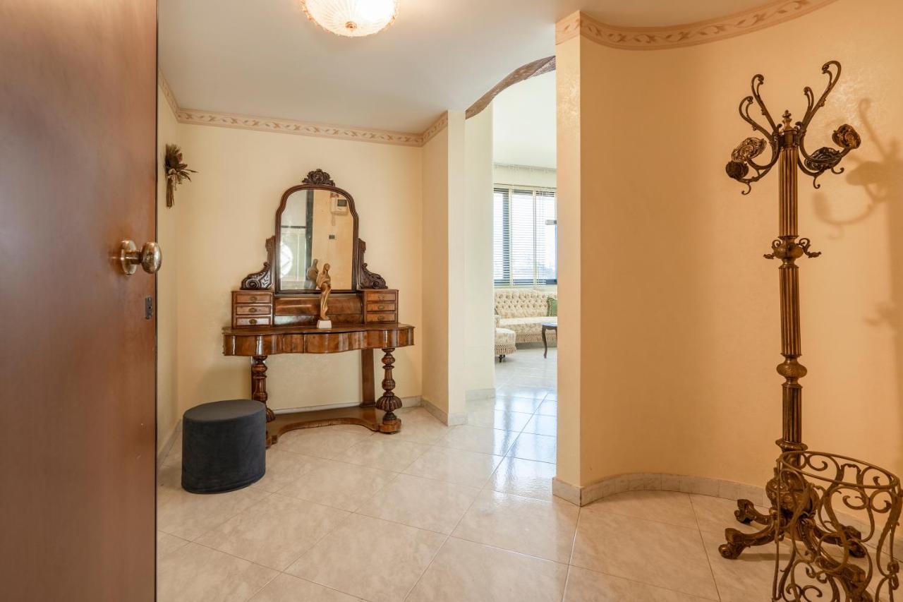 Grazia Attic Apartment With Terrace Трани Екстериор снимка